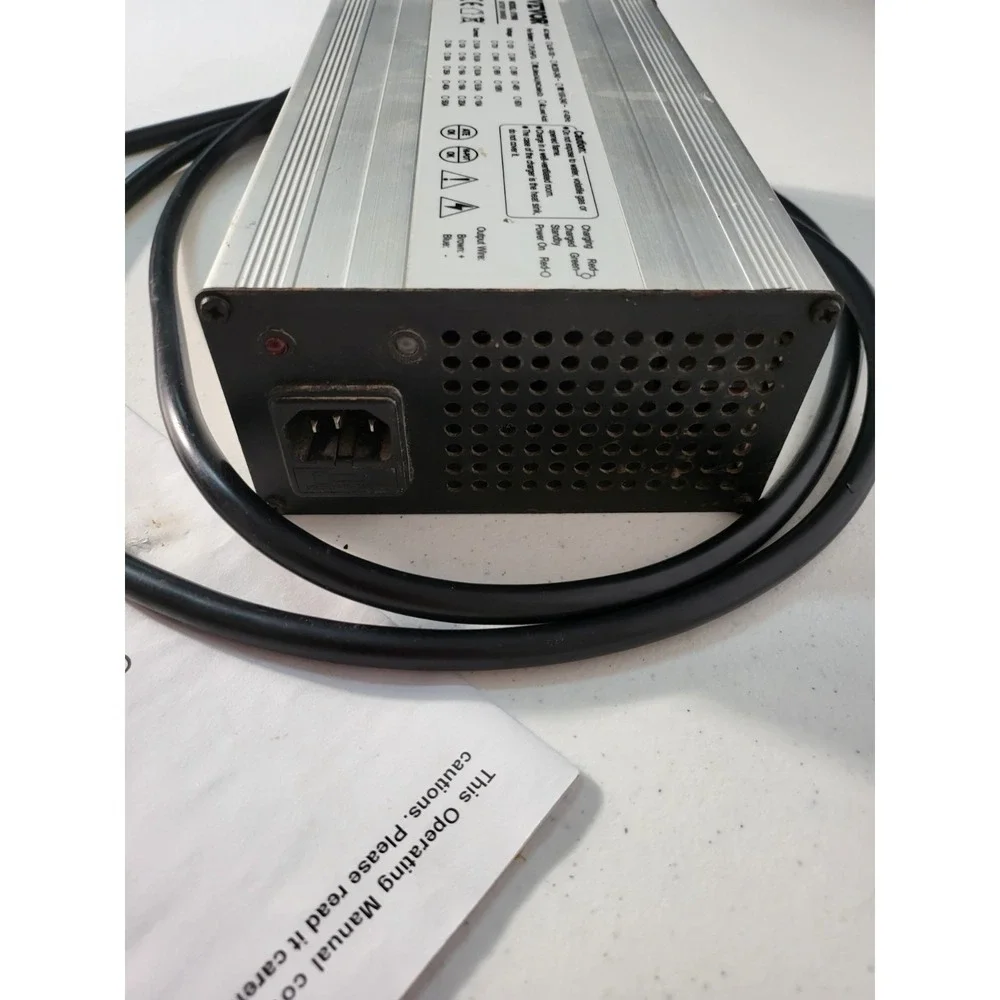 Venor UY900 Battery Charger Golf With Protection Wire‎